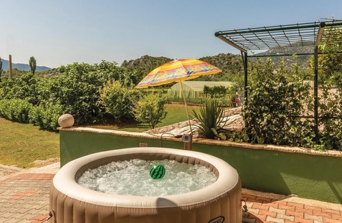 Stasevica House | Beautiful home in Stasevica with WiFi