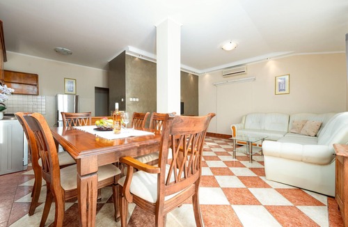 Sutomiscica House | Beautiful home in Ugljan