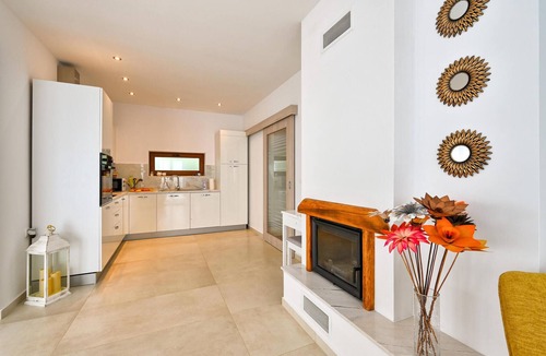 Vinica House | Beautiful home in Vinica with sauna