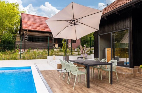 Zabok House | Beautiful home in Zabok with private swimming pool, can be inside or outside