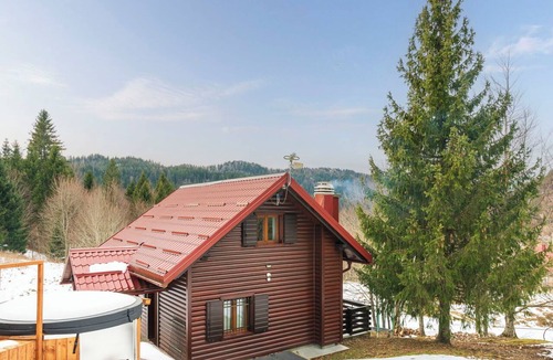 Brestova Draga House | Beautiful private villa for 6 people with WIFI, private pool, hot tub, TV and terrace