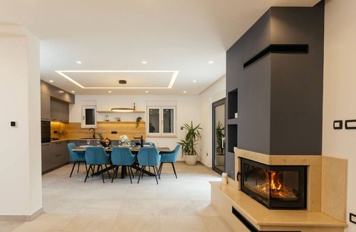 Prolozac House | Beautiful private villa for 10 guests with A/C, private pool, internet, TV, terrace and pets all.
