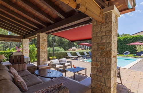Frata Villa | Beautiful private villa for 14 people with WIFI, private pool, A/C, TV, terrace and pets allowed