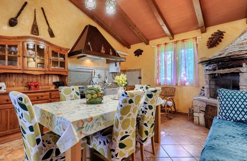 Babici House | Beautiful private villa for 5 guests with private pool, WIFI, A/C, TV, terrace and pets allowed