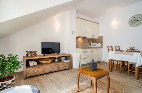 Senj House | Beautiful private villa for 12 guests with private pool, WIFI, TV, terrace and pets allowed