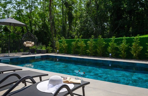 Sumber Villa | Beautiful private villa with hot tub, private pool, A/C, WIFI, TV, terrace and pets allowed