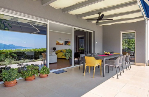 Sarsoni Villa | Beautiful private villa for 10 guests with WIFI, A/C, private pool, TV and terrace