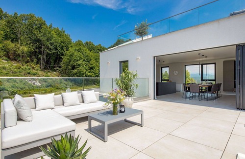 Rukavac Villa | Beautiful private villa for 10 guests with private pool, WIFI, A/C, TV, terrace and pets allowed