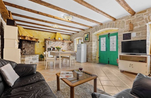Krbune House | Beautiful private villa for 4 guests with private pool, WIFI, A/C, TV, terrace and panoramic view