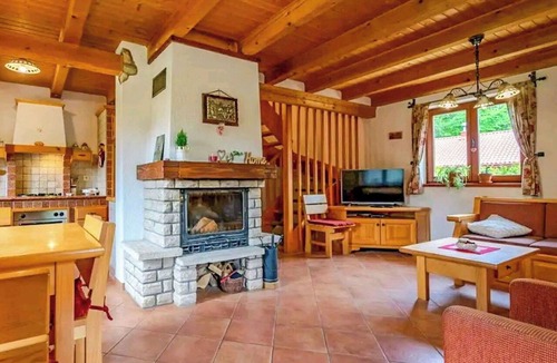 Benkovac Fuzinski House | Beautiful private villa for 5 people with hot tub, WIFI, A/C, TV, terrace and pets allowed