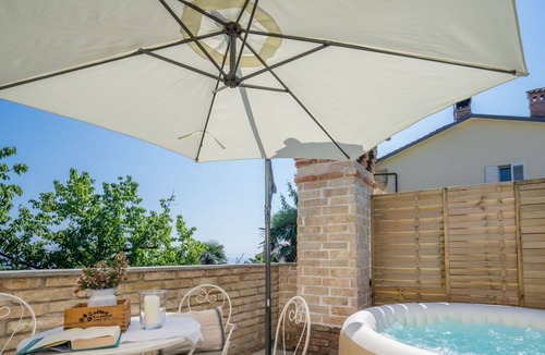 Opric House | Beautiful private villa for 3 guests with hot tub, A/C, WIFI, TV, terrace, pets allowed and park...