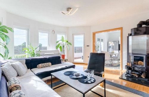 Kastel Sucurac House | Beautiful private villa for 10 people with A/C, private pool, WIFI, TV and terrace
