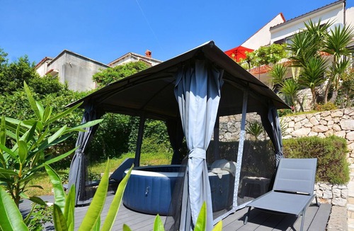 Businci House | Beautiful private villa for 7 people with WIFI, A/C, TV, terrace and pets allowed