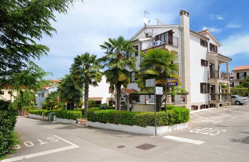 Spadici Apartment | Beautiful spacious apartment (No. 1) with 2 bedrooms 300m to the beach