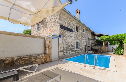 Fuskulin Villa | Beautiful stone house with pool and garden,not far from the sea