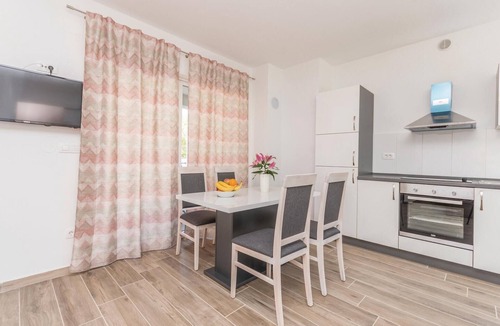 Biograd na Moru Apartment | Beautiful studio in Biograd with WiFi