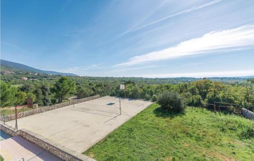 Viskovici Apartment | Beautiful Studio In Labin With Swimming Pool