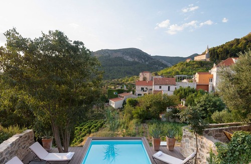 Pitve Villa | Beautiful Villa Adoral & Bea