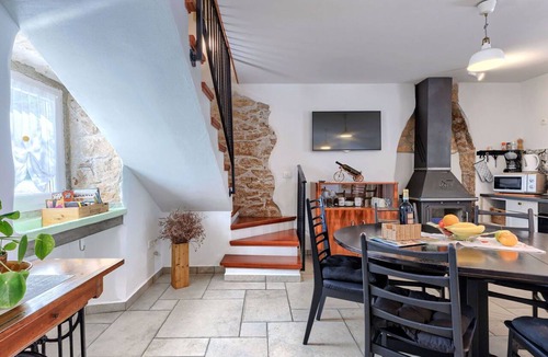 Paradiz House | Beautiful villa for 4 guests with A/C, WIFI, private pool, TV and terrace