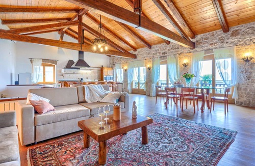 Vrsar House | Beautiful villa for 6 guests with A/C, WIFI, TV and pets allowed