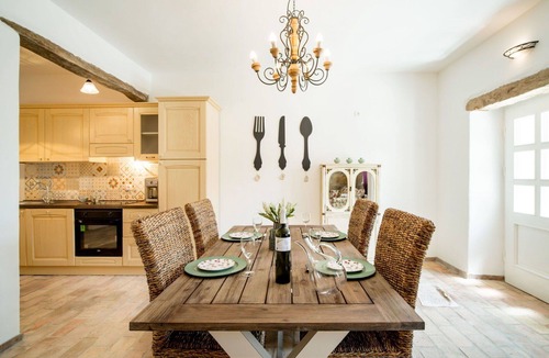Buzet House | Beautiful villa for 6 guests with WIFI, A/C, private pool, TV and terrace