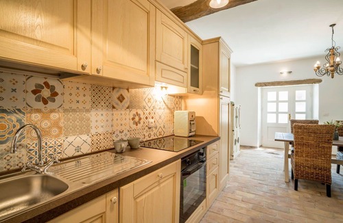 Buzet House | Beautiful villa for 6 guests with WIFI, A/C, private pool, TV and terrace
