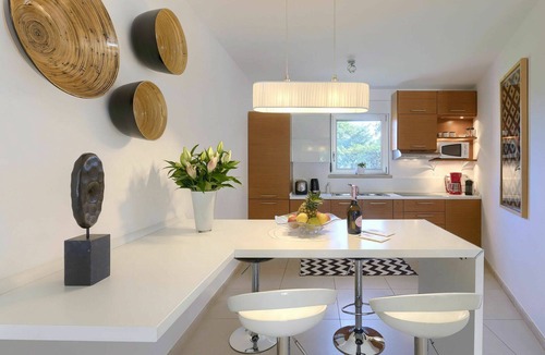 Krizine House | Beautiful villa for 6 guests with private pool, WIFI, A/C, TV, terrace and pets allowed