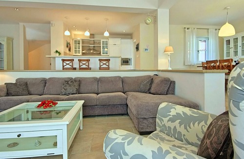 Butkovici Villa | Beautiful Villa Mirna