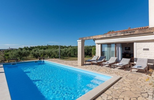 Strpacici Villa | Beautiful Villa Nira with a swimming pool