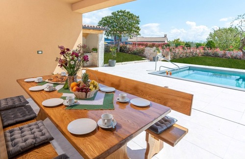 Vizinada Villa | Beautiful Villa Vias Oliveti with pool