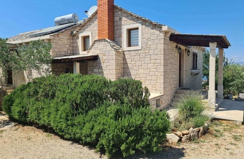 Supetar Villa | Beautiful Villa with Private Heated Pool