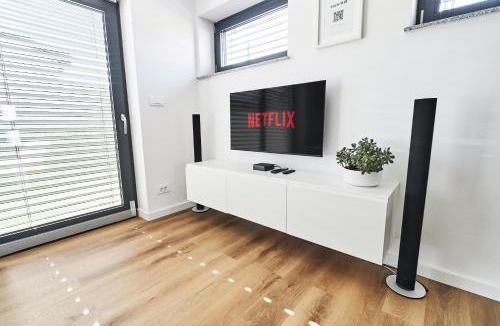 Praprotna Polica Apartment | Blue Alpine Nest