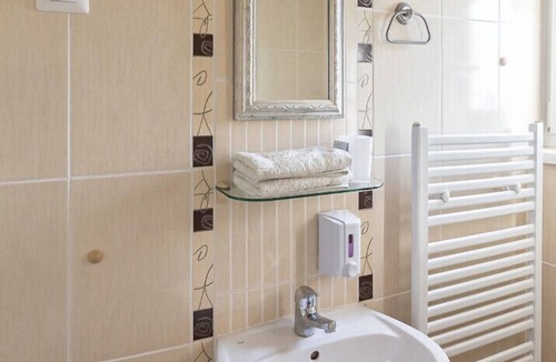 Gracisce House | "Blue" room with private bathroom and balcony