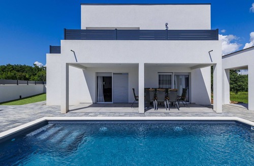 Svetvincenat House | Blue Rose by Interhome