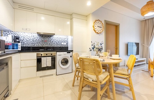 Sheikh Zayed Road Apartment | Boho-Styled Top-Floor 2BR by the Waterfront, Close to Marine Transport Station