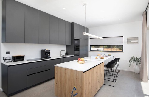 Bale Villa | Brand-New 5-BR Villa with Pool & Sauna Retreat