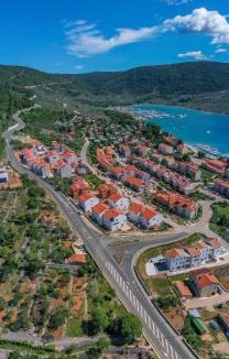 Cres Apartment | Breakaway Apartment