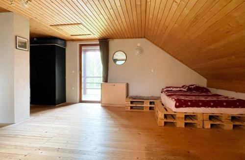 Bloke House | Cabin in Nature