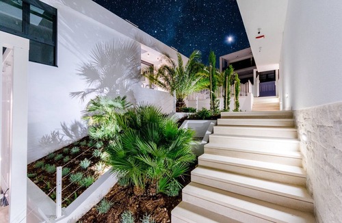 Sutivan Villa | Captivating Sutivan Villa | 3 Bedrooms | Villa Brac Essence