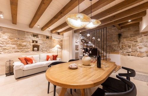 Kastela Apartment | Casa di Pietra Stone House