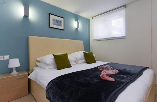 Lun Apartment | Cecilia Apartments - stunning sea views and relaxing Mediterranean getaway