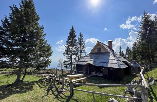Kamnik Ski Chalet | chalet Pinja - Velika planina