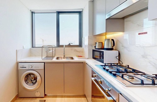Jadaf Apartment | Charming 1BR with Canal View