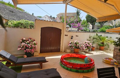 Supetar Apartment | Charming 4* apartment in Supetar's old center