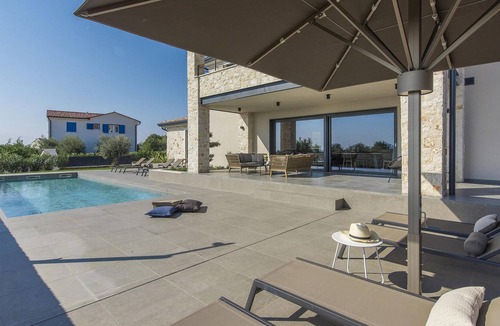 Frata House | Charming and modern designed villa Superior of 220 m² is located in small Istrian town Tar-Vabriga a