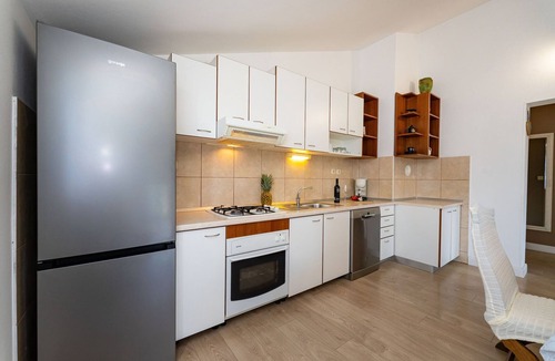 Peracko Blato House | Charming Apartmen near the Sea, Silo
