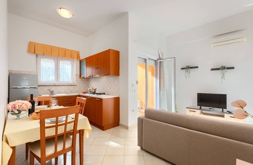 Galizana Apartment | Charming apartment with baby crib, playground, barbecue, WiFi