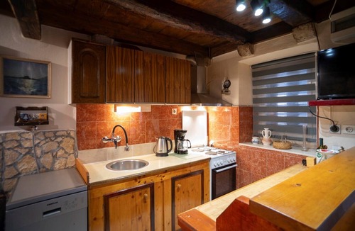 Postup Apartment | Charming Holiday Apartment in the Heart of Postup Vineyards – Spectacular Sea Views!