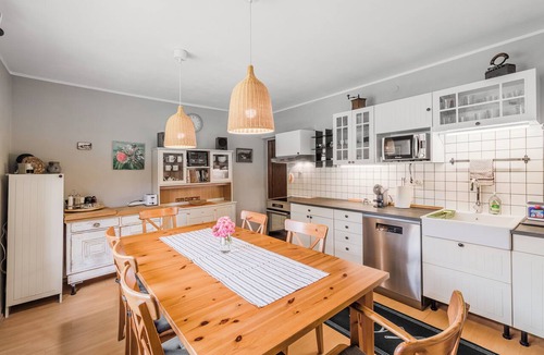 Cezsoca House | Charming house in Čezsoča near Bovec with mountain views. Sleeps up to 7 guests in 3 bedrooms and sofa bed. First-floor apartment close to the Soča River, shops, hiking trails, cycling routes and outdoor adventures.