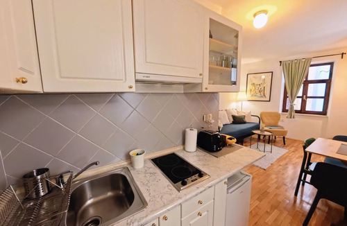 Piran Apartment | Charming Old Town Piran Flat. Steps to Beach⁠